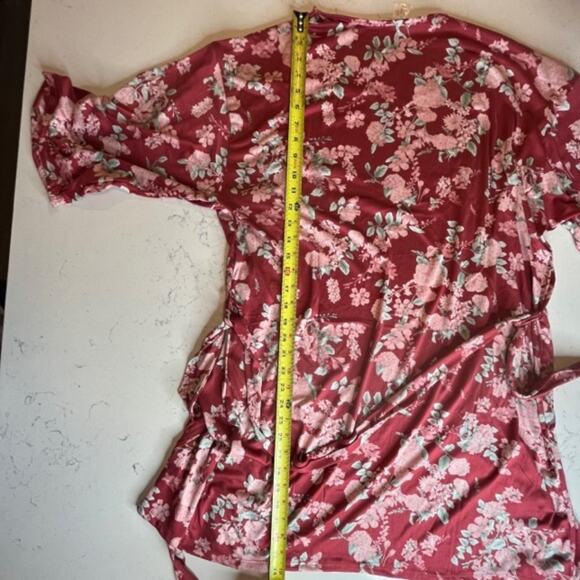 Flora Nikrooz Jacqueline Travel Set Sz L Brick Floral 3 Pc Robe Cami Shorts NEW - Picture 14 of 15